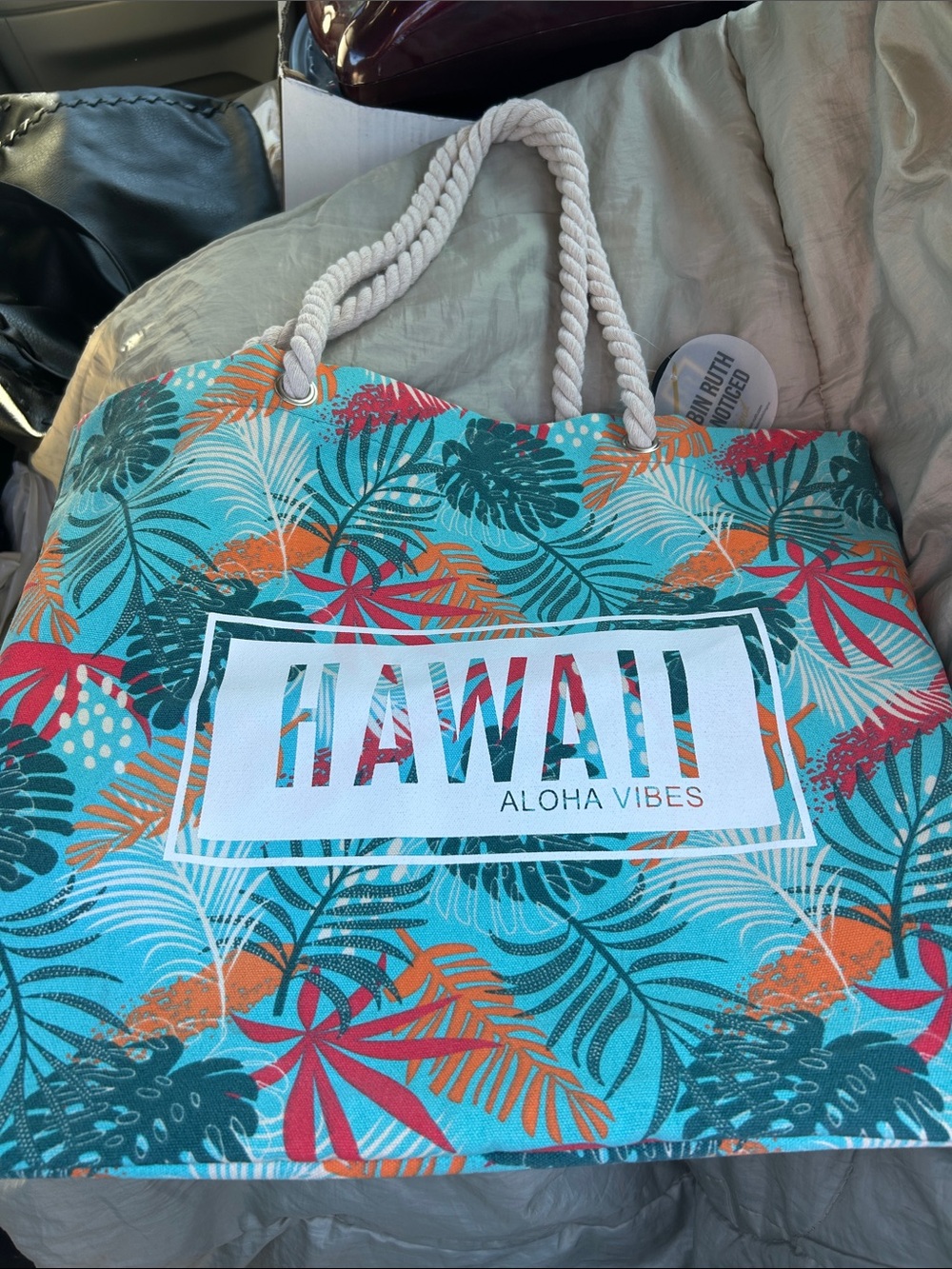 NWT Robin Ruth Be Noticed Floral Hawaii Beach Tote Bag with Rope Handles